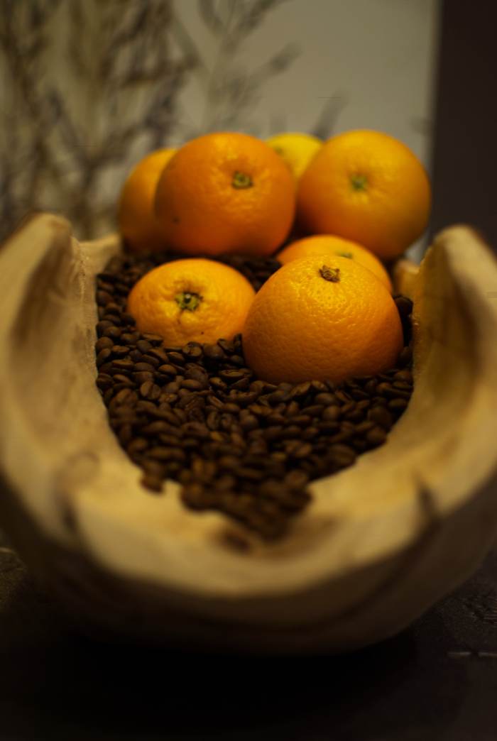 Orangen und Kaffeebohnen